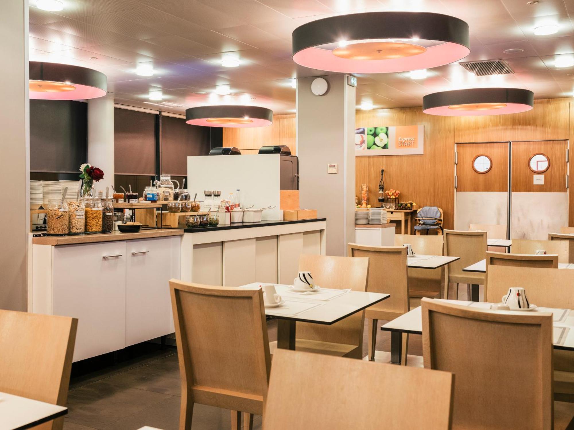 Holiday Inn Express Saint-Nazaire By Ihg Zewnętrze zdjęcie